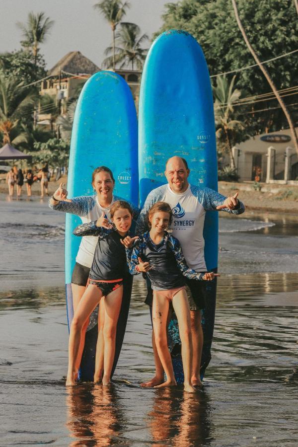 Surf Synergy All-Inclusive Surf Retreat جاكو المظهر الخارجي الصورة