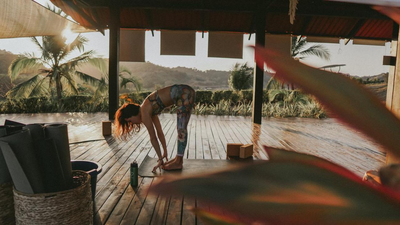 Surf Synergy All-Inclusive Surf Retreat جاكو المظهر الخارجي الصورة