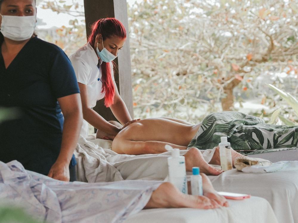 Surf Synergy All-Inclusive Surf Retreat جاكو المظهر الخارجي الصورة