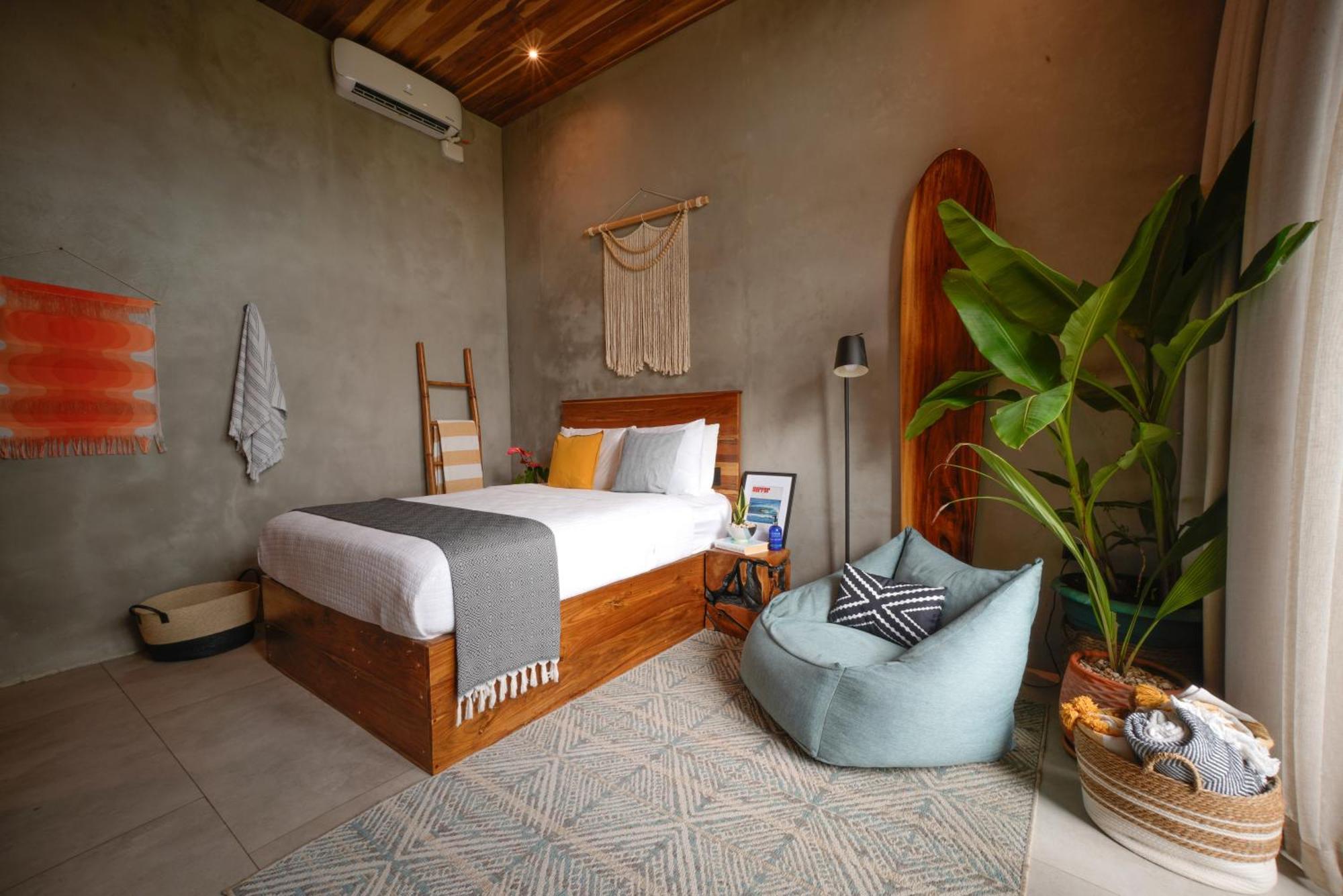 Surf Synergy All-Inclusive Surf Retreat جاكو المظهر الخارجي الصورة