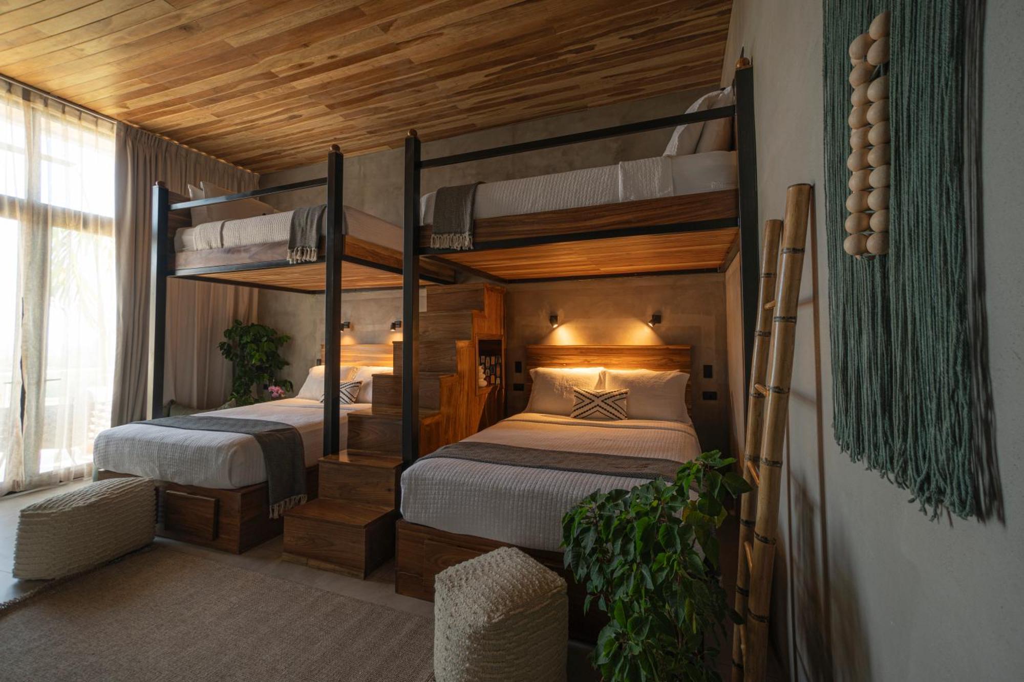 Surf Synergy All-Inclusive Surf Retreat جاكو المظهر الخارجي الصورة